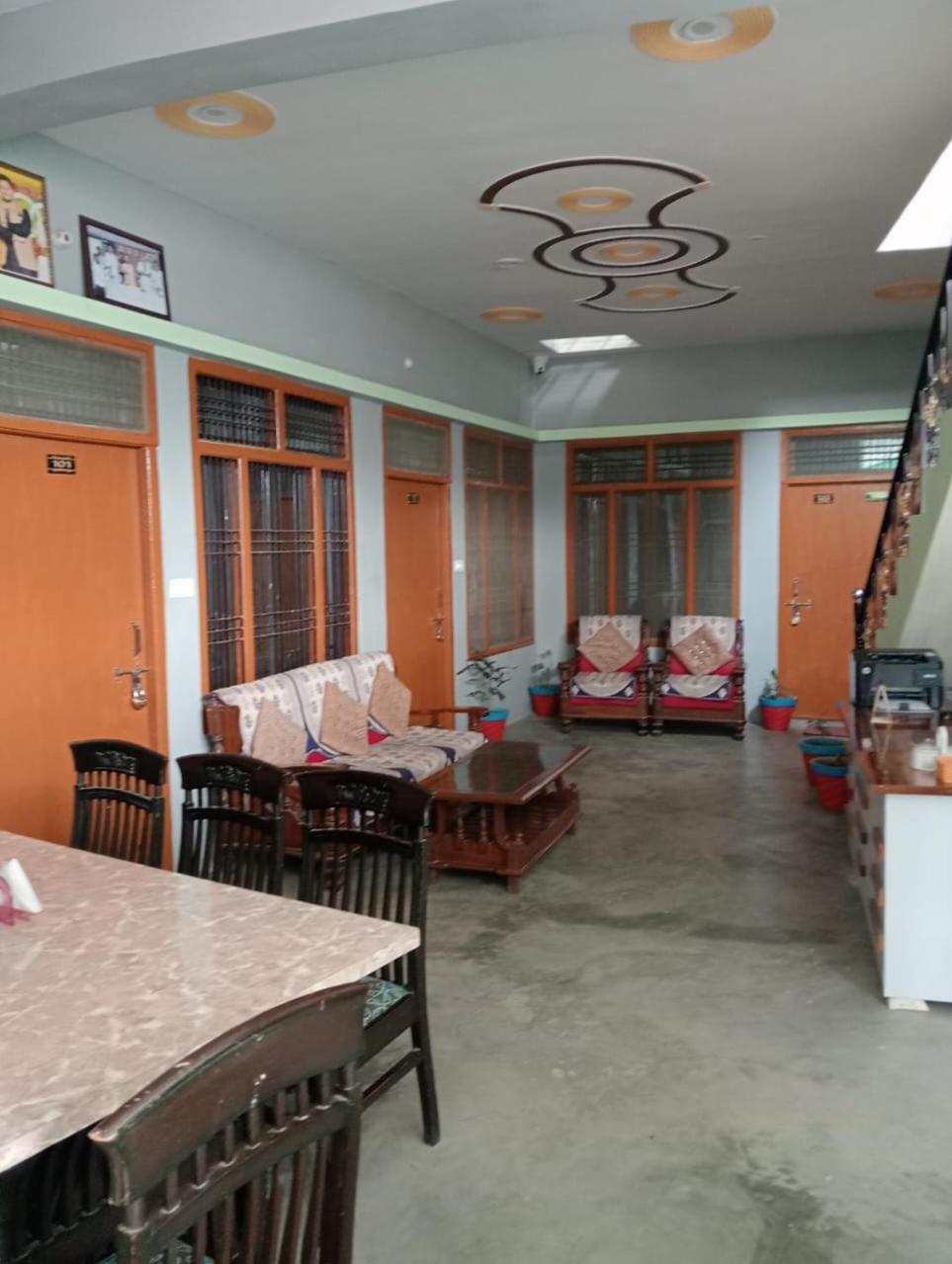 Harsh Home Stay Ayodhya Экстерьер фото